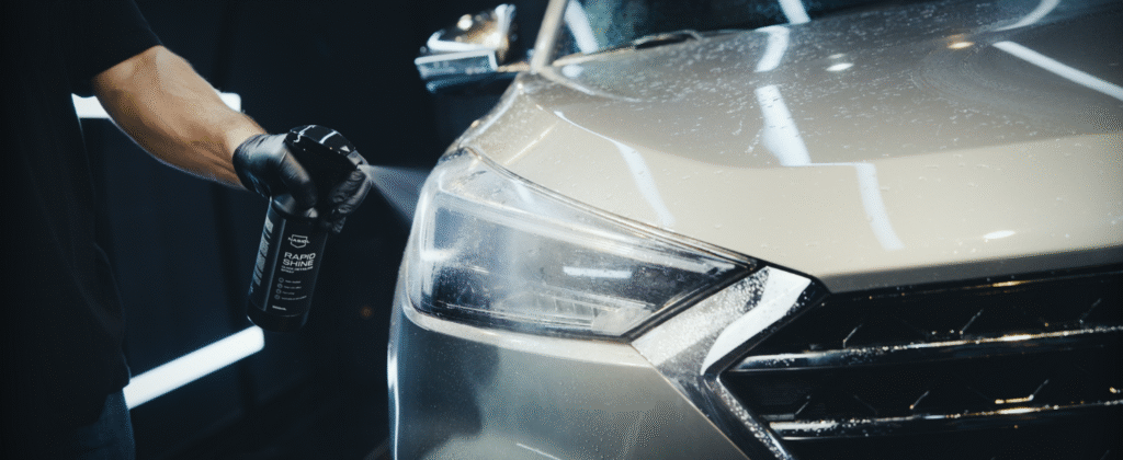 Nasiol Rapid Shine Spraying on Headlight